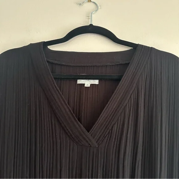 Lou & Grey‎ • Triple Cloth V-Neck Pocket Dress - Picture 4 of 9